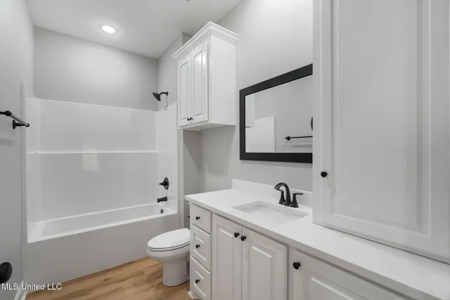 $269,900 | 158 Woodbridge Lane, Seminary, MS 39479