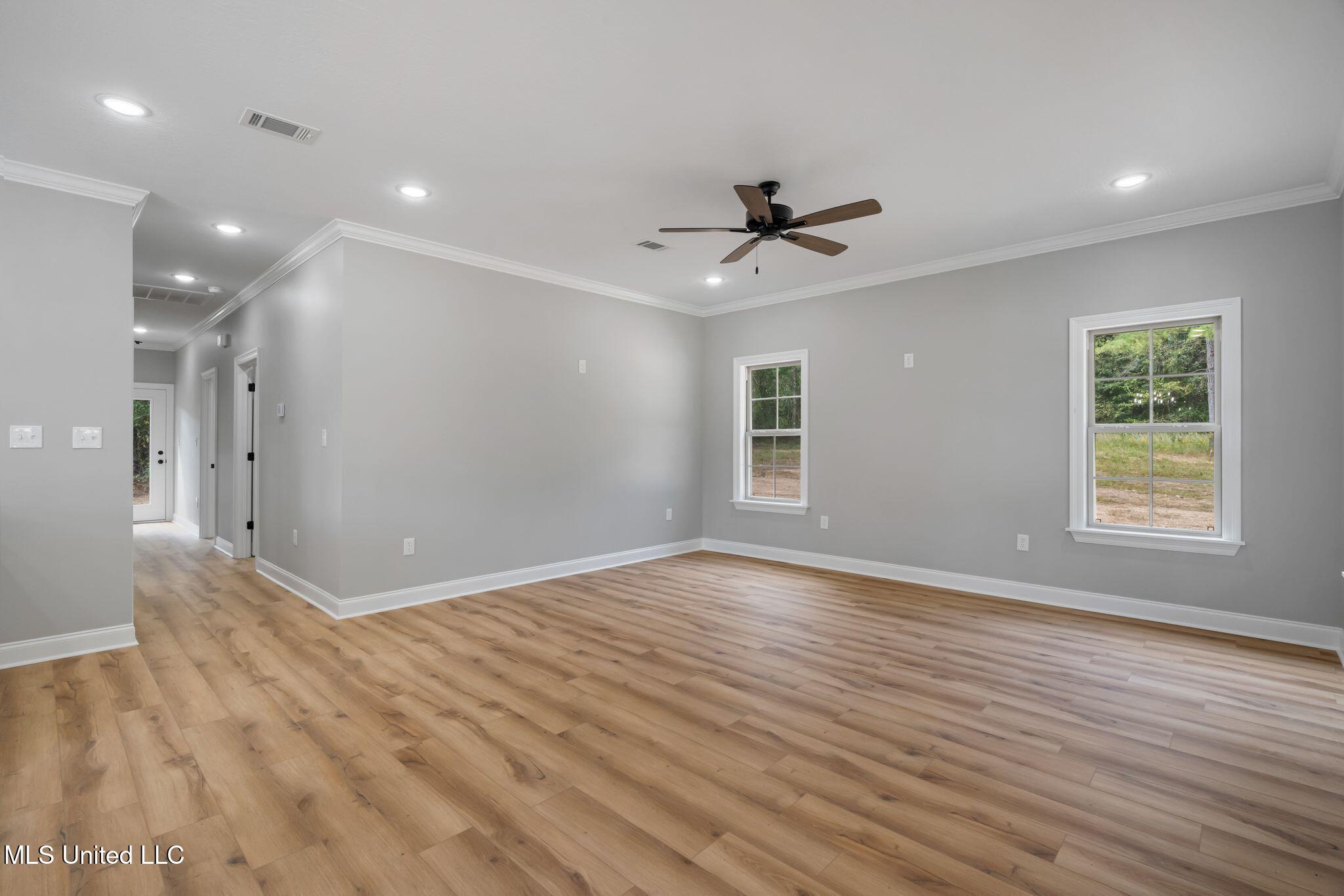 158 Woodbridge Lane Seminary, MS 39479 - Photo 8 of 34 158_Woodbridge_Ln-8
