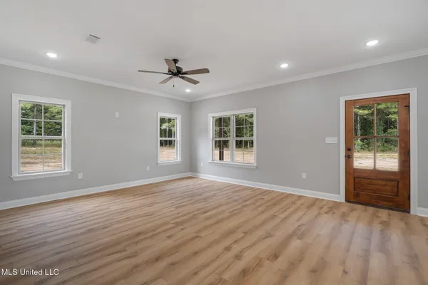 $269,900 | 158 Woodbridge Lane, Seminary, MS 39479
