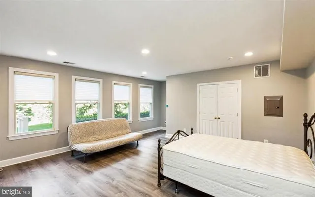 $7,500 | 10418 Willow Crest Court, Vienna, VA 22182