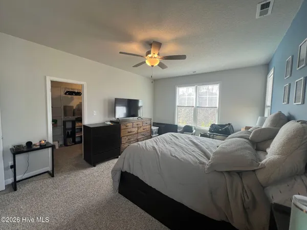 $1,650 | 208 Shallowbag Bay Lane, Jacksonville, NC 28546