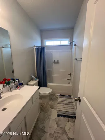 $1,650 | 208 Shallowbag Bay Lane, Jacksonville, NC 28546