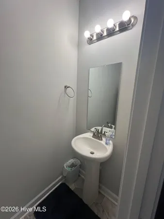 $1,650 | 208 Shallowbag Bay Lane, Jacksonville, NC 28546