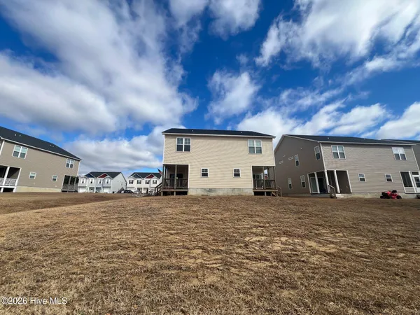 $1,650 | 208 Shallowbag Bay Lane, Jacksonville, NC 28546