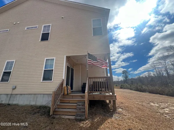 $1,650 | 208 Shallowbag Bay Lane, Jacksonville, NC 28546