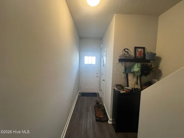 $1,650 | 208 Shallowbag Bay Lane, Jacksonville, NC 28546