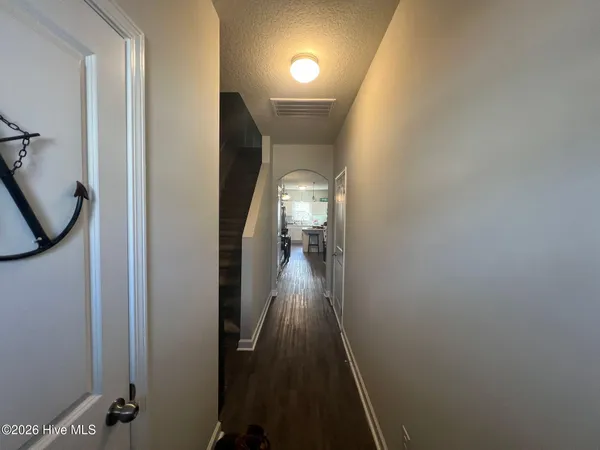 $1,650 | 208 Shallowbag Bay Lane, Jacksonville, NC 28546