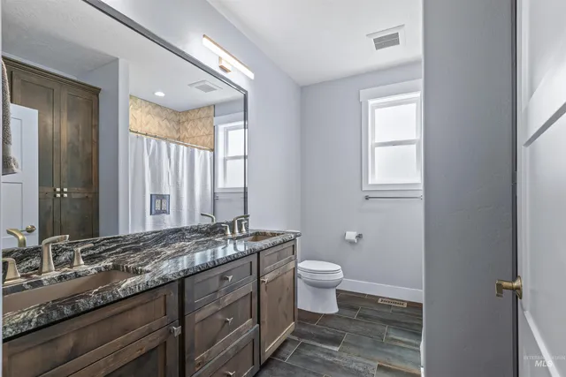 $965,000 | 2111 Vinifera Boulevard, Lewiston, ID 83501