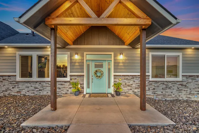 $965,000 | 2111 Vinifera Boulevard, Lewiston, ID 83501