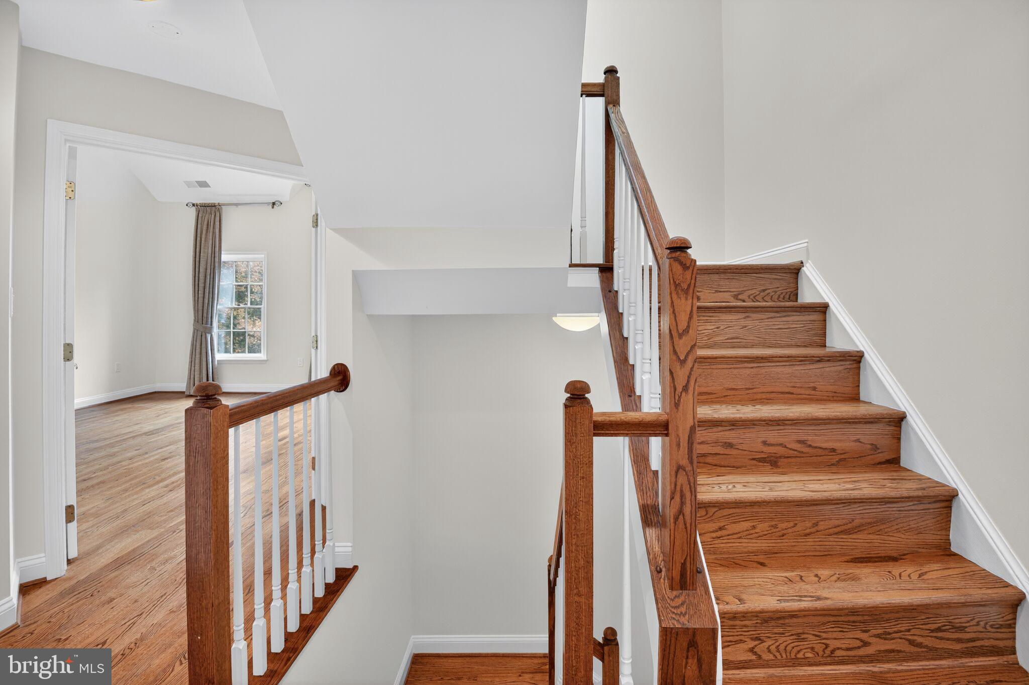 4015 Mansion Drive Northwest Washington, DC 20007 - Photo 22 of 34 a view of entryway