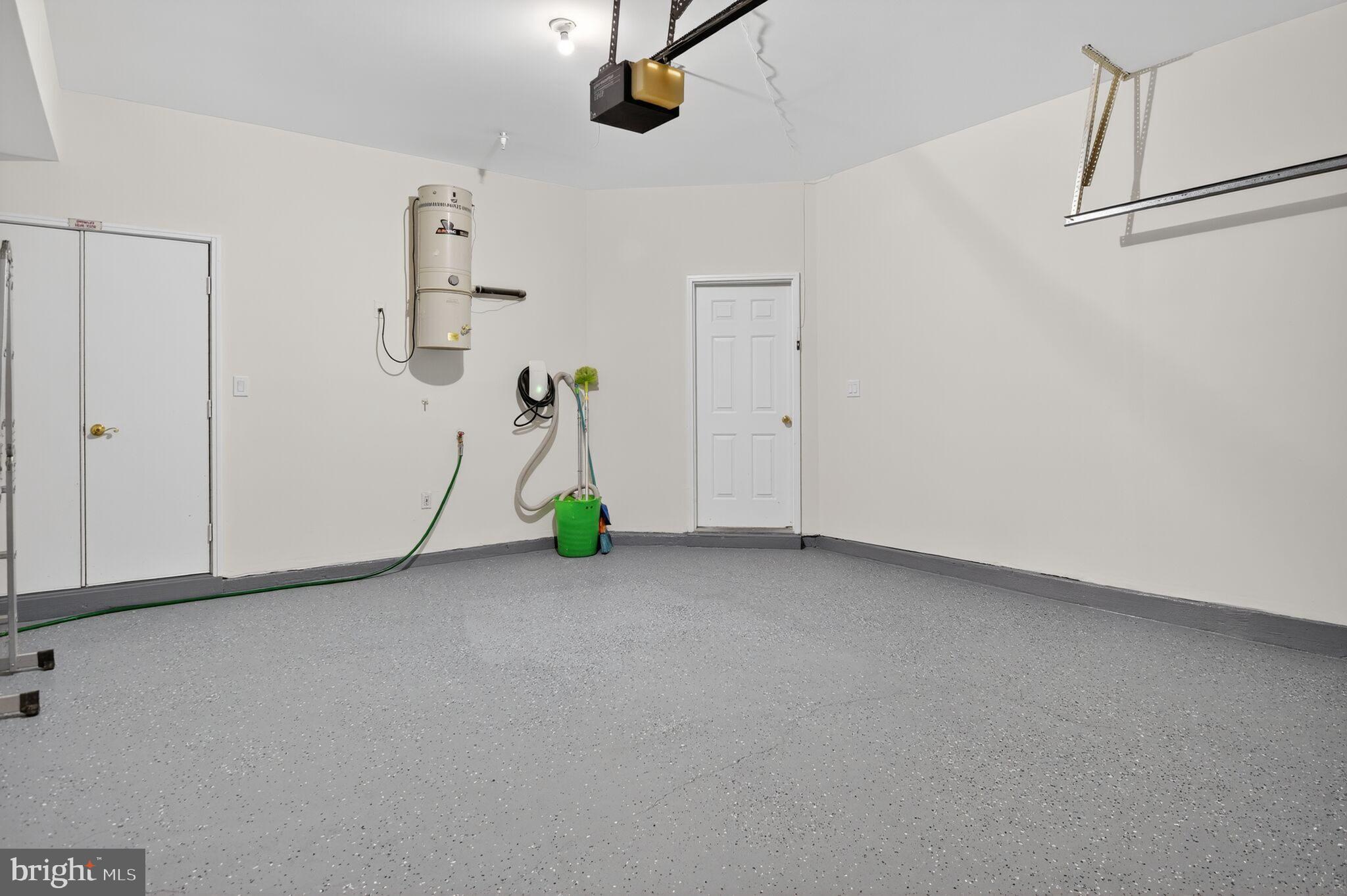 4015 Mansion Drive Northwest Washington, DC 20007 - Photo 30 of 34 a view of an empty room