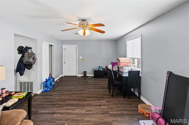 $209,900 | 318 East Phillips Street, Mascoutah, IL 62258