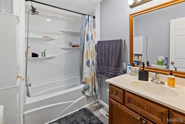 $209,900 | 318 East Phillips Street, Mascoutah, IL 62258