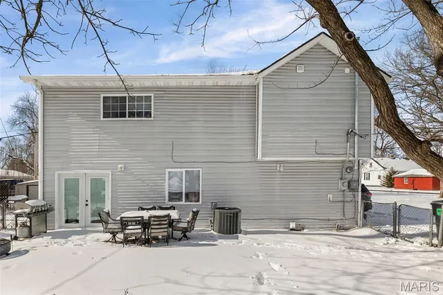 $209,900 | 318 East Phillips Street, Mascoutah, IL 62258