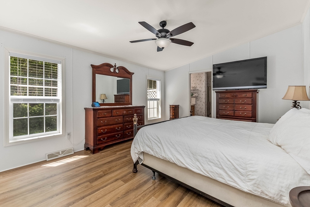 54 George's Loop Raynham, MA 02767 - Photo 21 of 38
