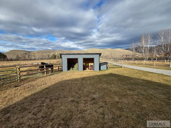 $495,000 | 15 Skinner Lane, Salmon, ID 83467