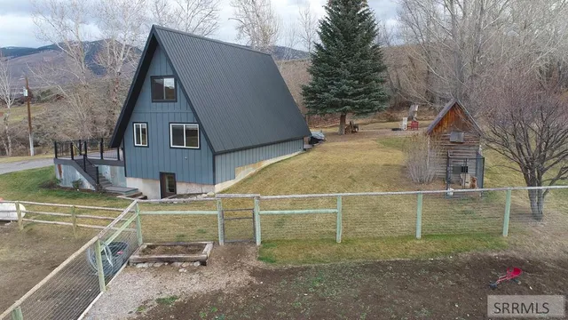 $495,000 | 15 Skinner Lane, Salmon, ID 83467