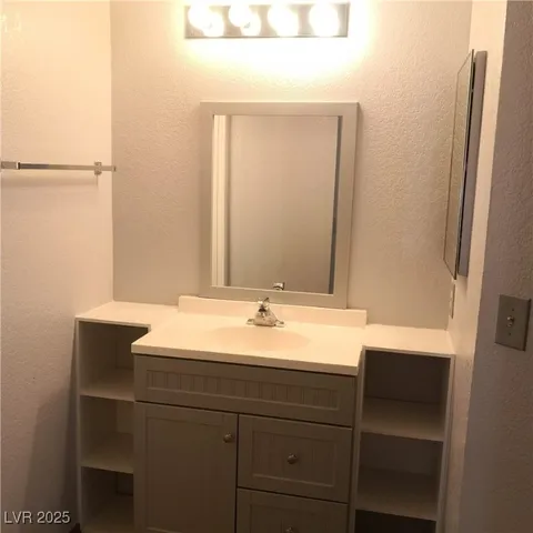 $1,395 | 6750 Del Rey Avenue, Unit 152, Las Vegas, NV 89146