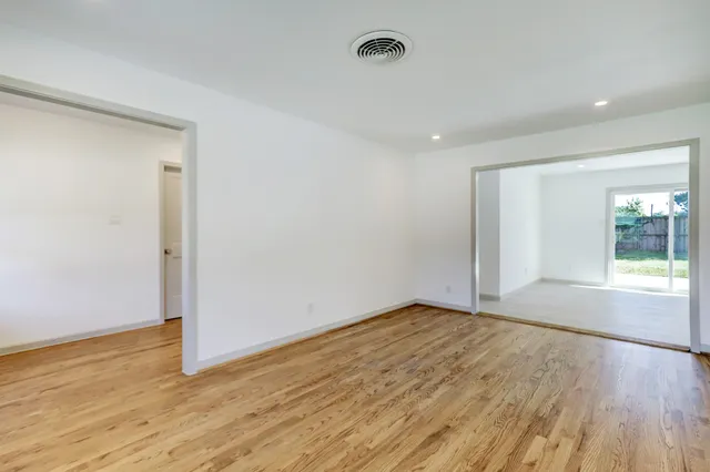 $3,500 | 8331 Waterbury Drive, Houston, TX 77055