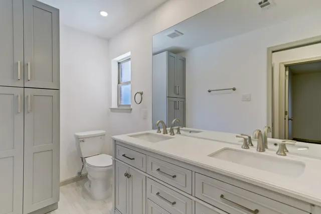 $3,500 | 8331 Waterbury Drive, Houston, TX 77055