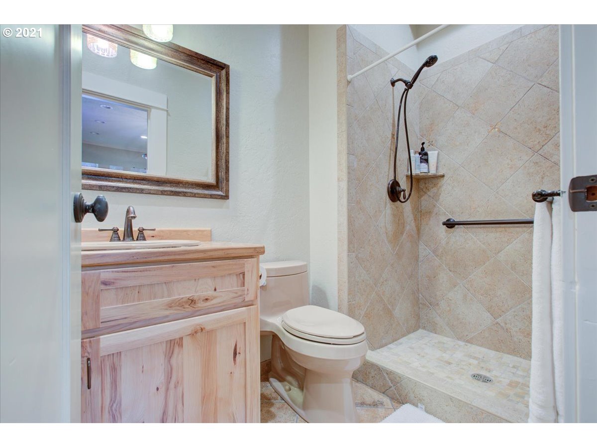 7 Kelly Road White Salmon, WA 98672 - Photo 20 of 32 Gallery Image 20