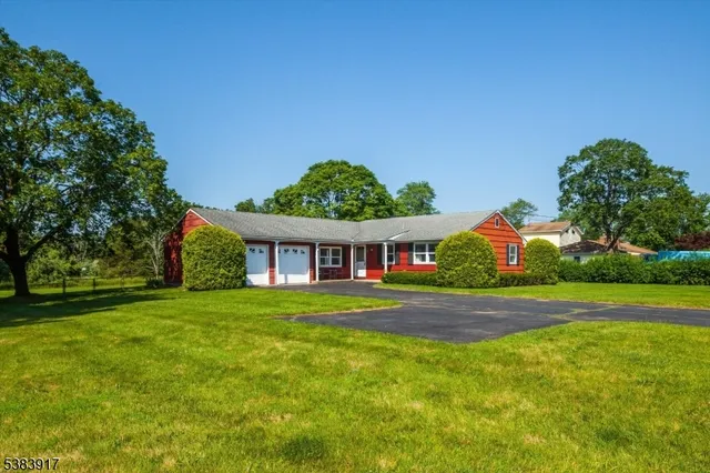 $550,000 | 167 Dead Tree Run Road, Belle Mead, NJ 08502