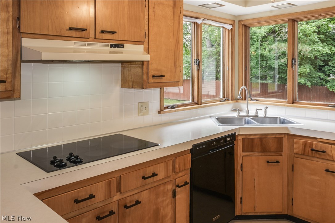 4050 Manchester Road Akron, OH 44319 - Photo 9 of 26