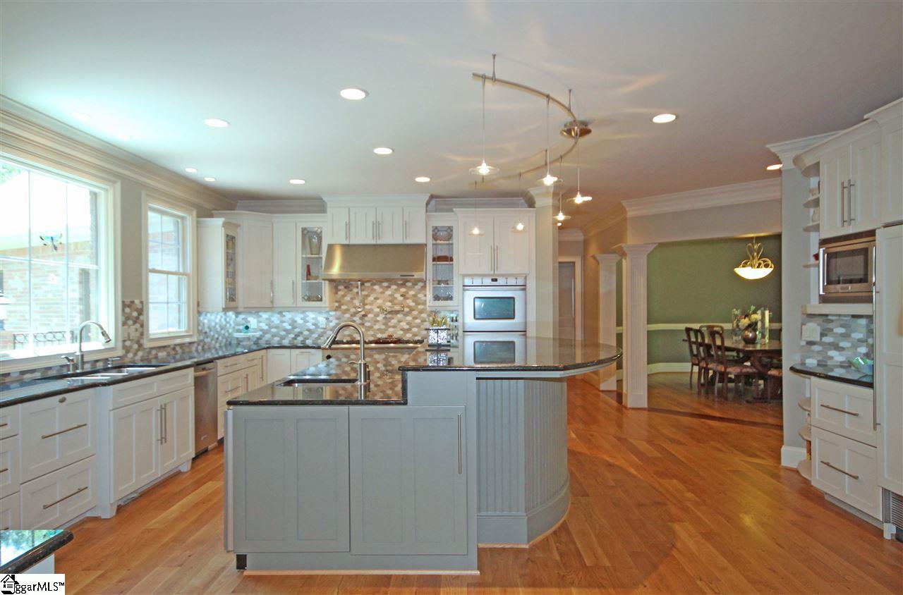 116 Chatsworth Road Greer, SC 29651 - Photo 11 of 36 Gallery Image 11