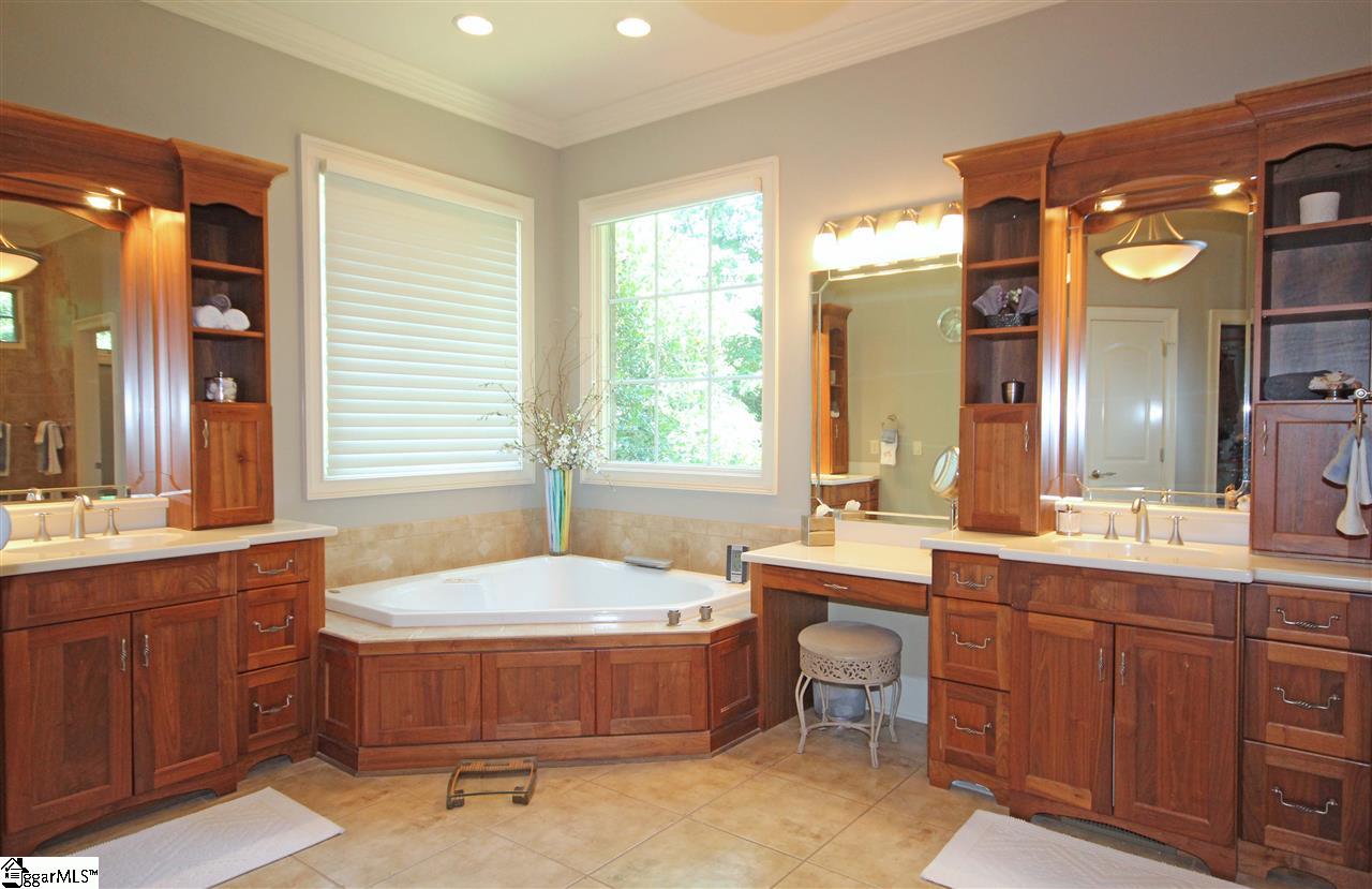 116 Chatsworth Road Greer, SC 29651 - Photo 19 of 36 Gallery Image 19