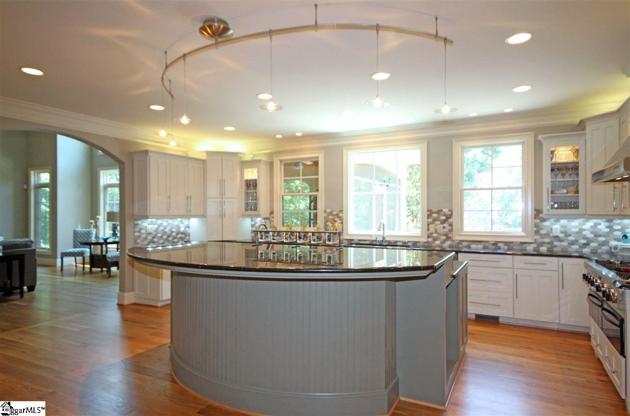 116 Chatsworth Road Greer, SC 29651 - Photo 8 of 36 Gallery Image 8