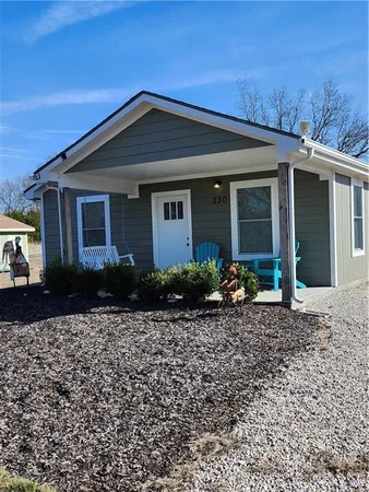 $249,000 | 230 South Linn Valley Drive, Linn Valley, KS 66040