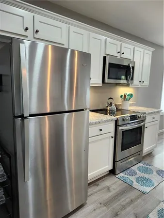 $249,000 | 230 South Linn Valley Drive, Linn Valley, KS 66040