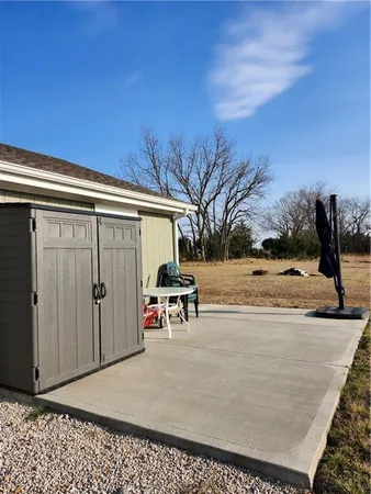 $249,000 | 230 South Linn Valley Drive, Linn Valley, KS 66040