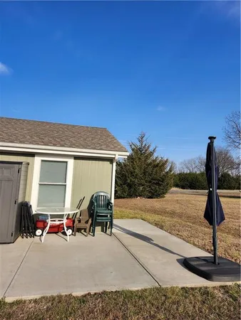 $249,000 | 230 South Linn Valley Drive, Linn Valley, KS 66040