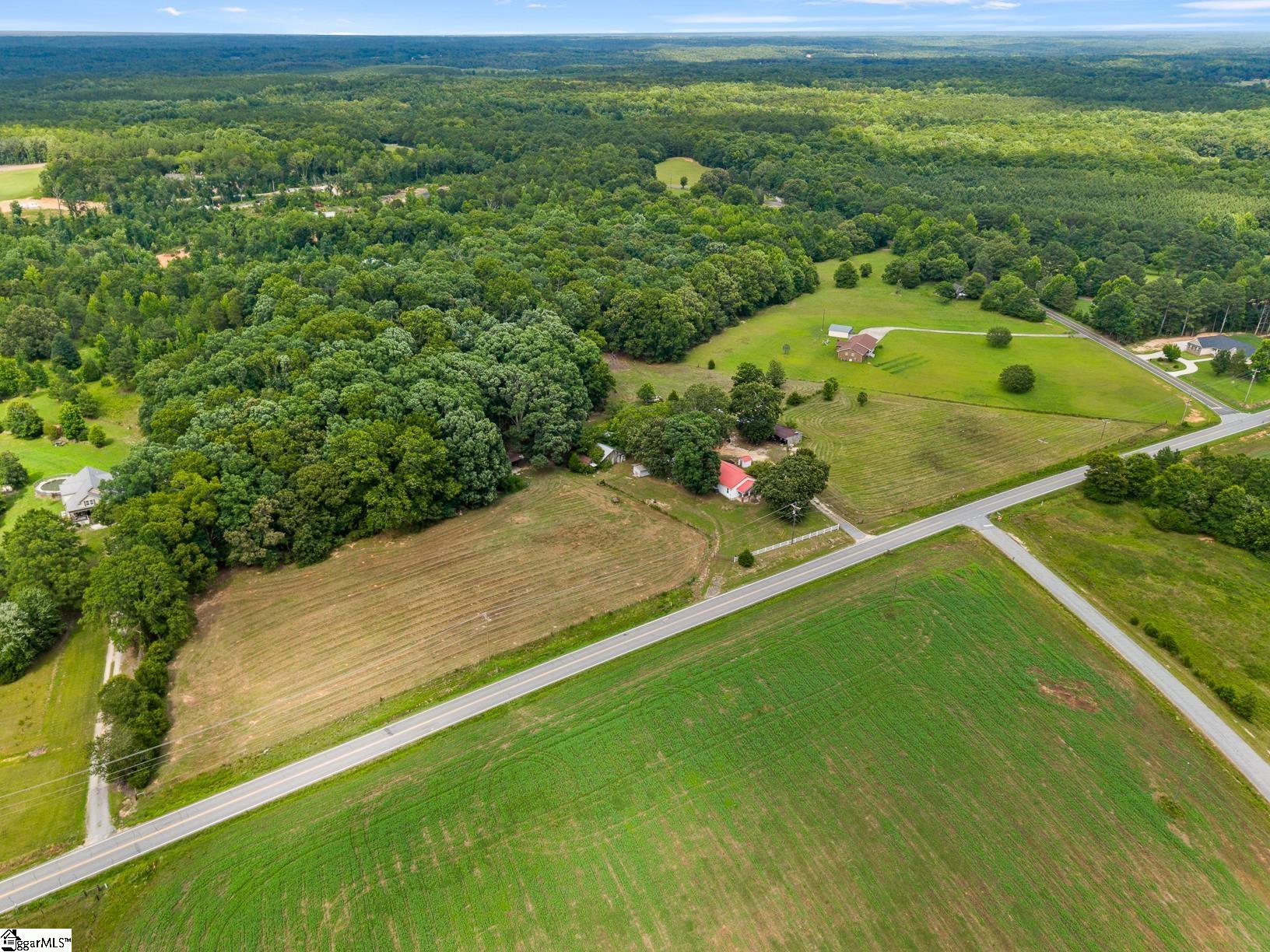 2045 Shady Grove Road Belton, SC 29627 - Photo 13 of 15