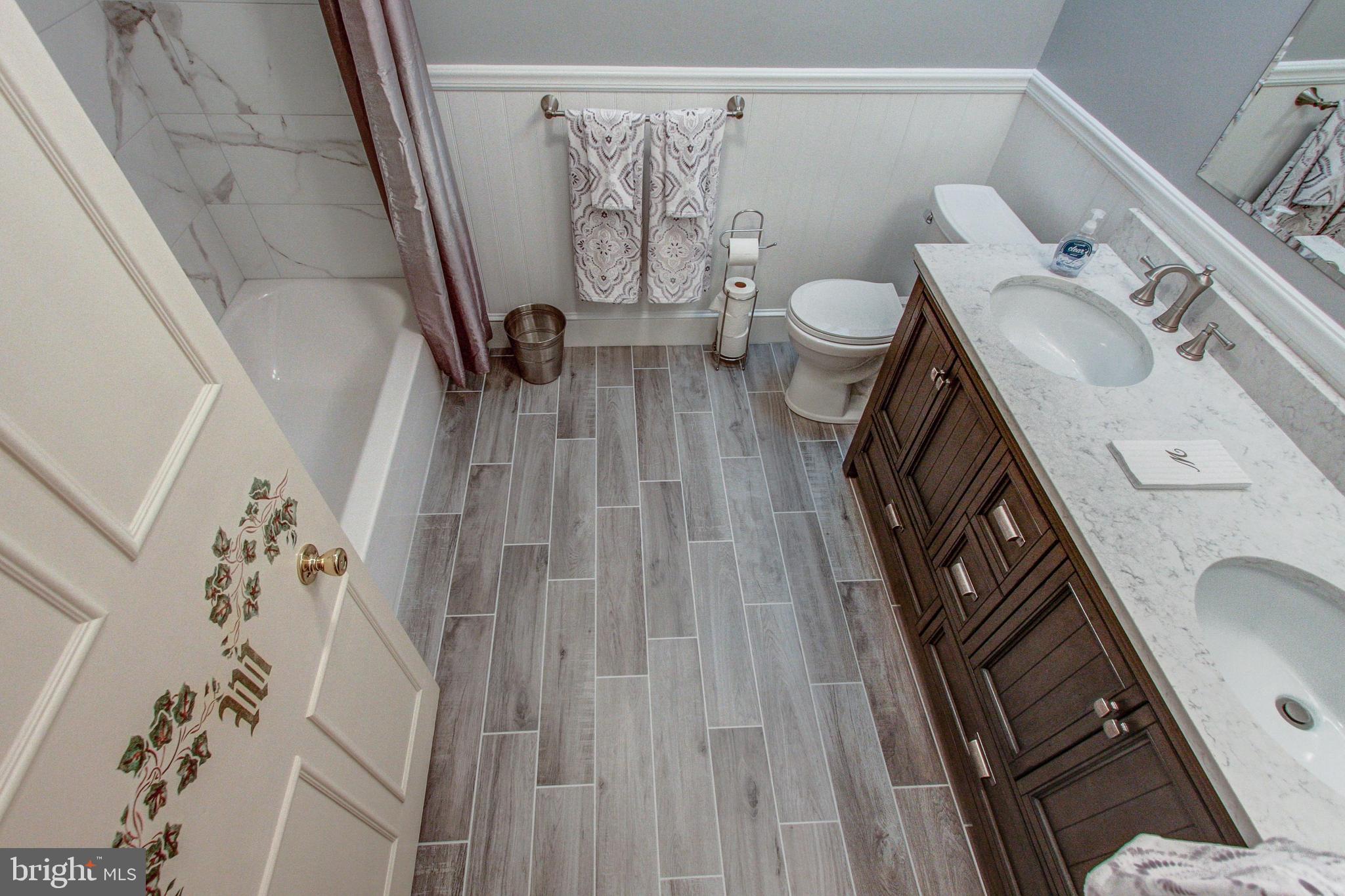 1844 Bertram Road Huntingdon Valley, PA 19006 - Photo 14 of 35