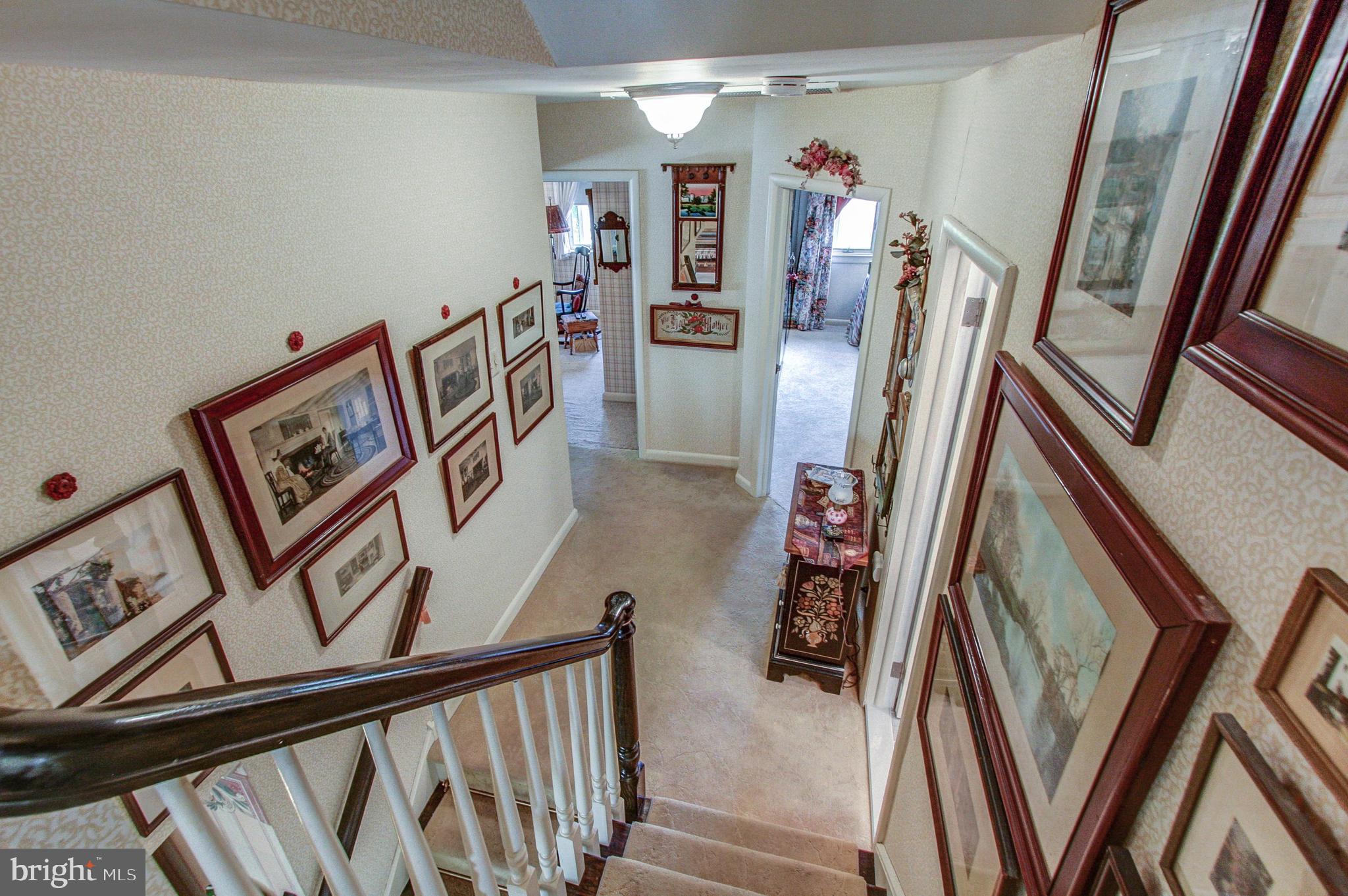 1844 Bertram Road Huntingdon Valley, PA 19006 - Photo 25 of 35 Hallway