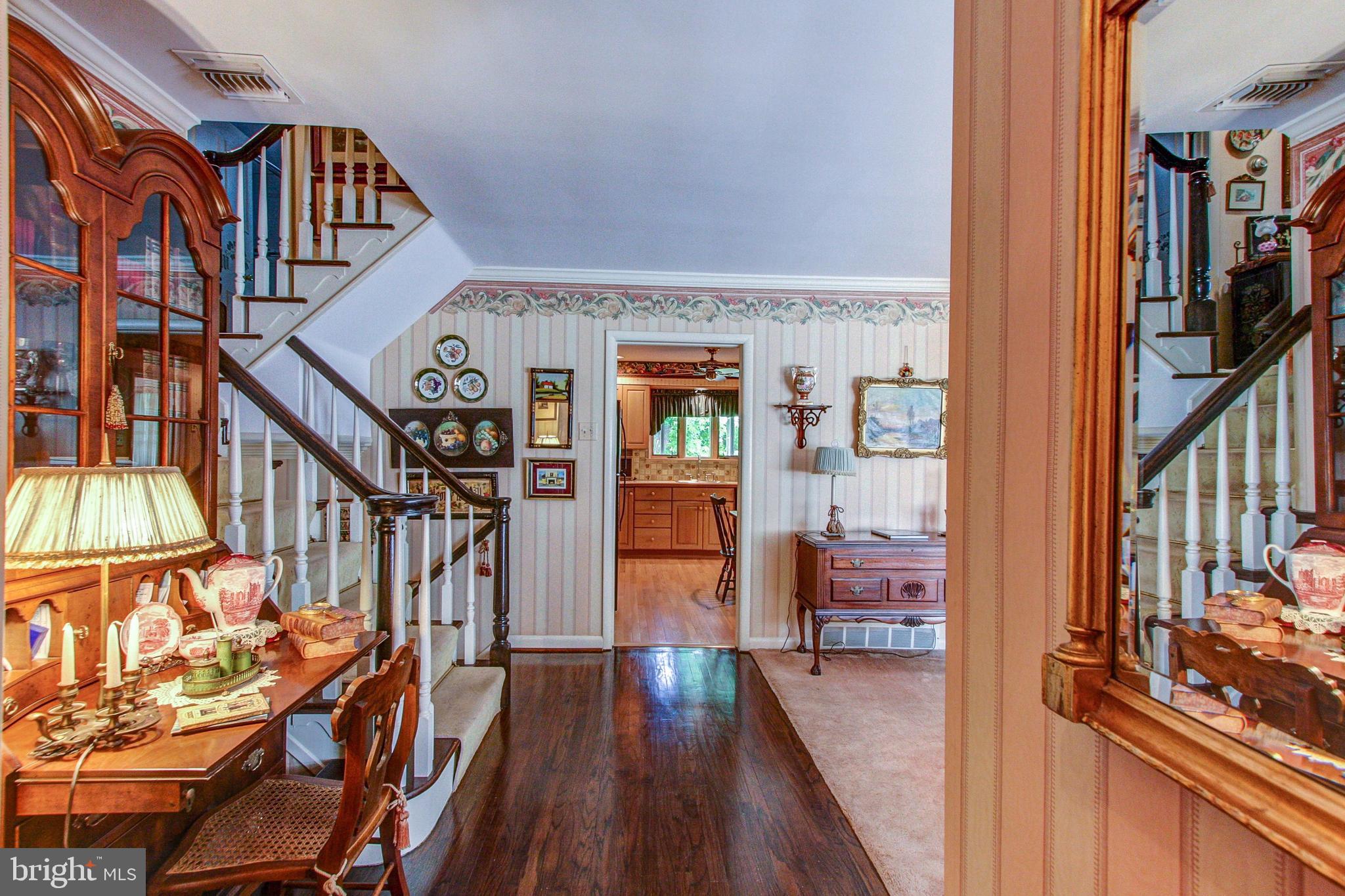 1844 Bertram Road Huntingdon Valley, PA 19006 - Photo 5 of 35