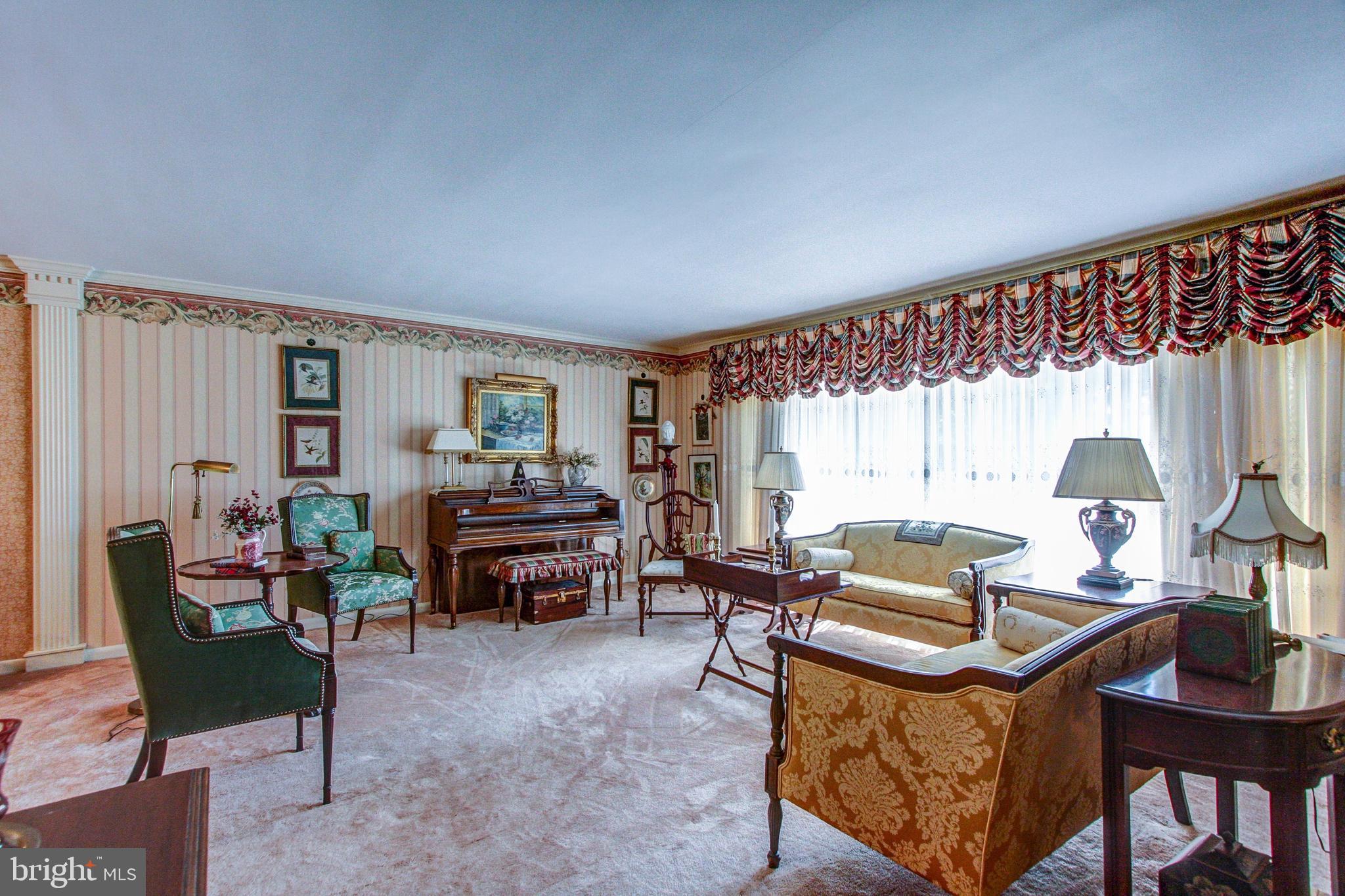 1844 Bertram Road Huntingdon Valley, PA 19006 - Photo 6 of 35 Living Rm