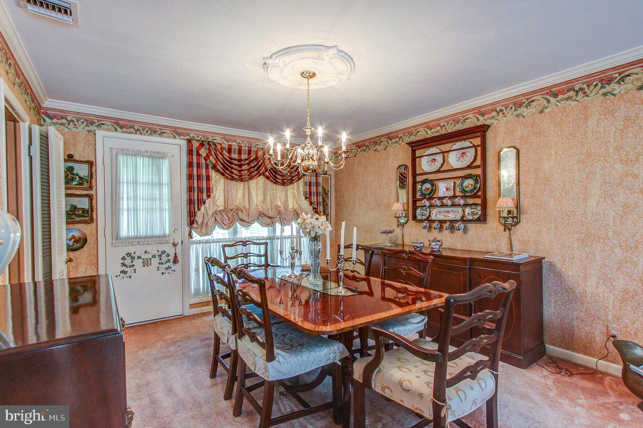 1844 Bertram Road Huntingdon Valley, PA 19006 - Photo 8 of 35 Dining Rm
