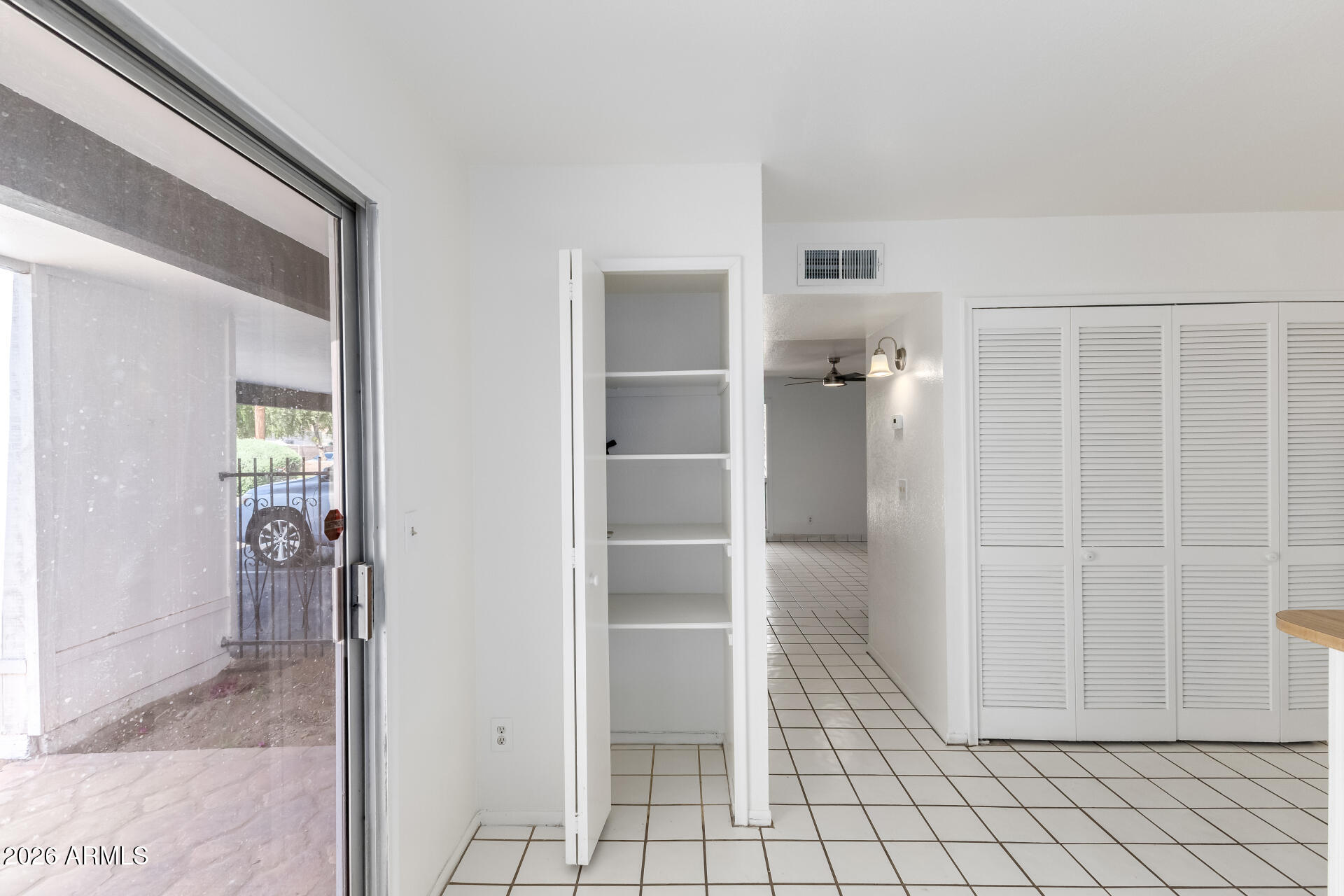 6348 North 7th Avenue, Unit 1 Phoenix, AZ 85013 - Photo 15 of 36 a view of an empty room