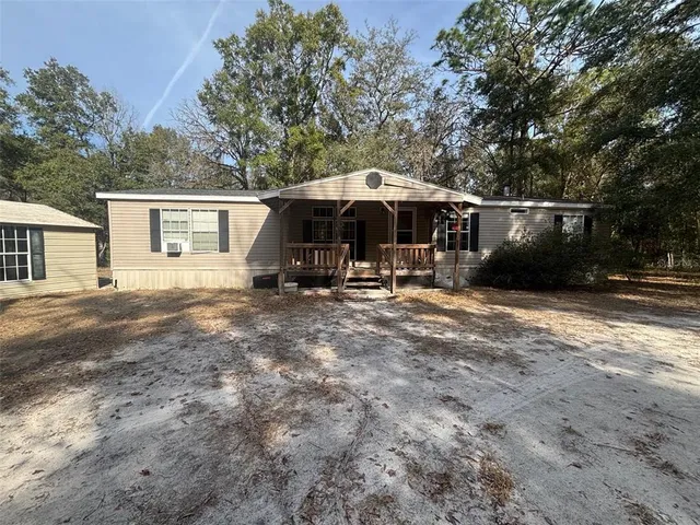 $195,000 | 595 Southwest Trenton Terrace, Fort White, FL 32038