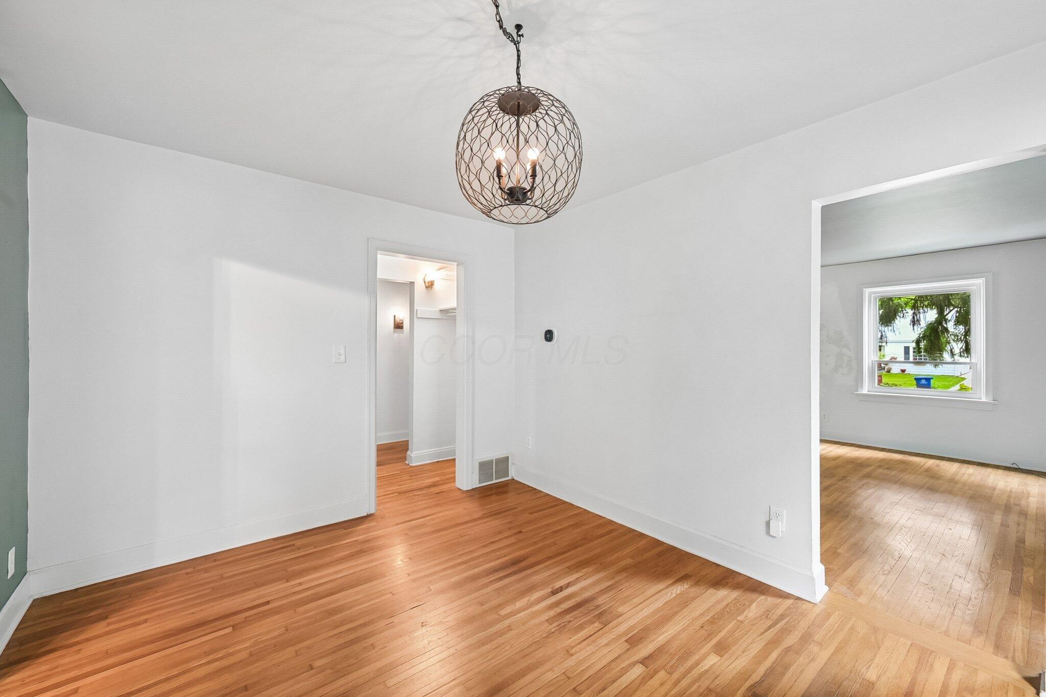 175 West Weisheimer Road Columbus, OH 43214 - Photo 20 of 59