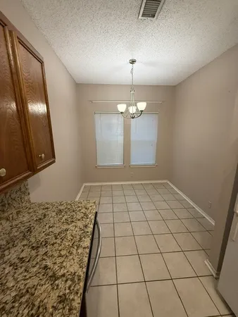 $1,775 | 2414 Longview Street, Unit 205, Austin, TX 78705