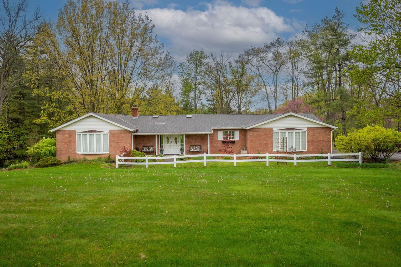 1640 Carriage Road Powell, OH 43065 - Photo 1 of 63 1640 Carriage Rd-4