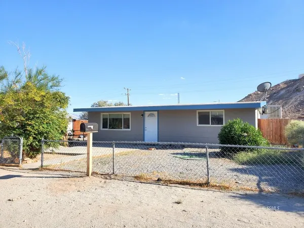 $84,900 | 13641 Cedar Street, Trona, CA 93562