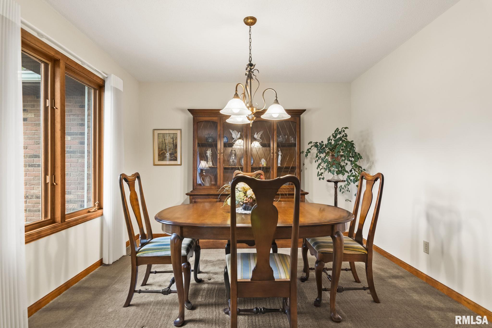 2909 Mill Point Court Springfield, IL 62704 - Photo 20 of 42 Gallery Image 20