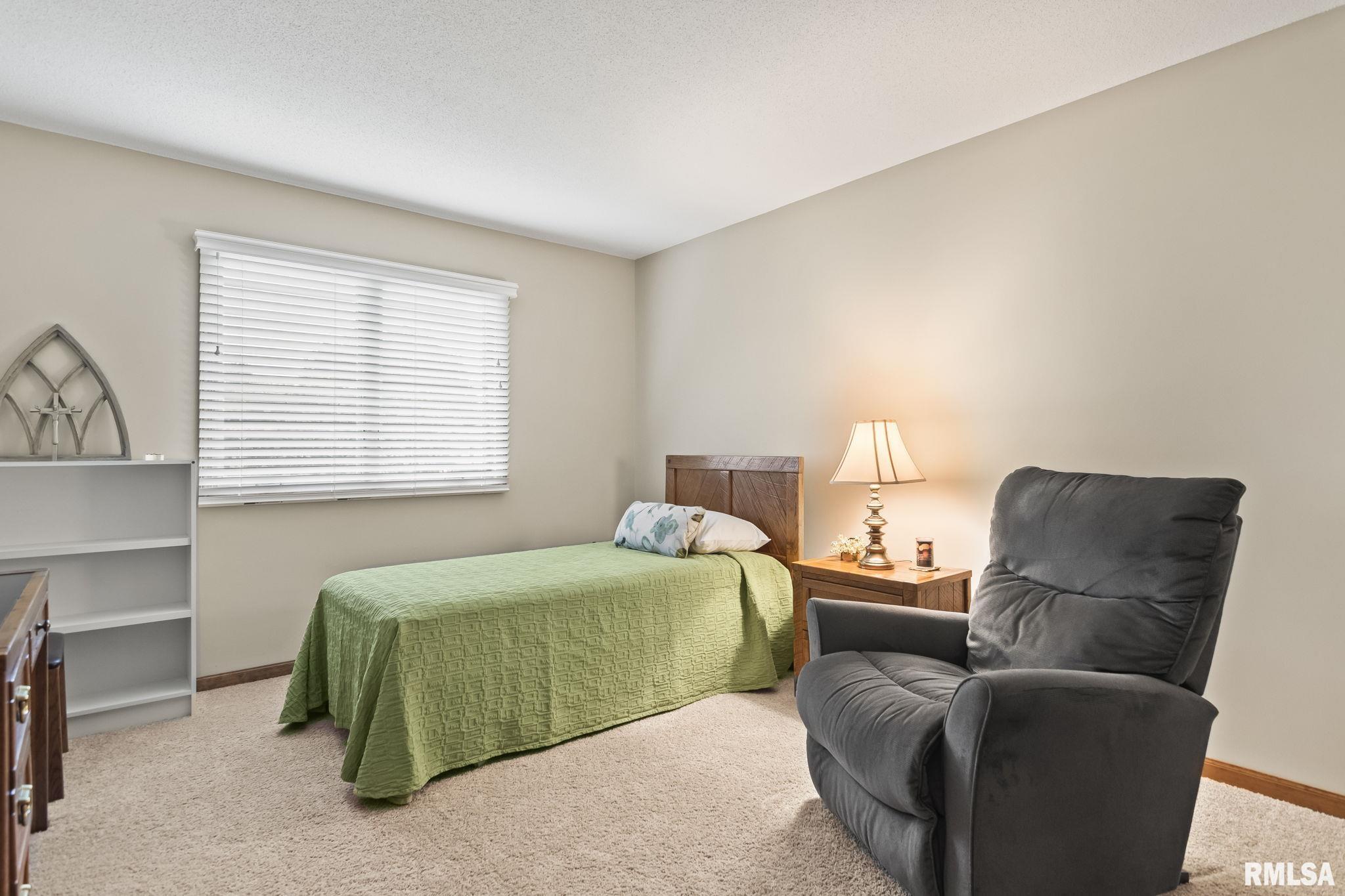 2909 Mill Point Court Springfield, IL 62704 - Photo 31 of 42 Gallery Image 31
