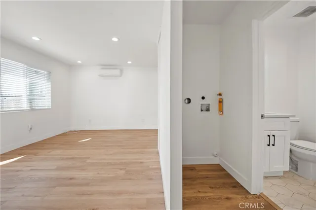 $2,400 | 116 1/2 East Alberta Street, Anaheim, CA 92805