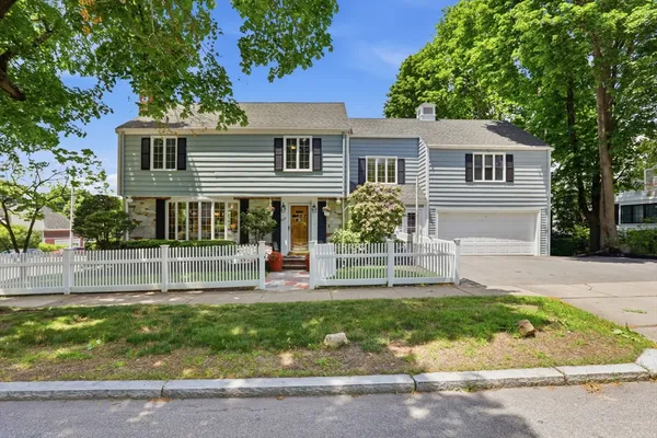 $1,725,000 | 117 Highland Avenue, Winchester, MA 01890